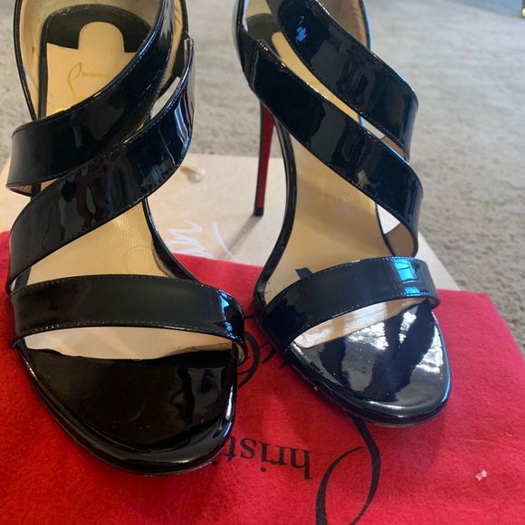 Christian louboutin heels - Picture 2 of 6